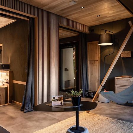 Le Studio Des Pres Verts Suite Design Avec Jacuzzi Privatif Jouey エクステリア 写真