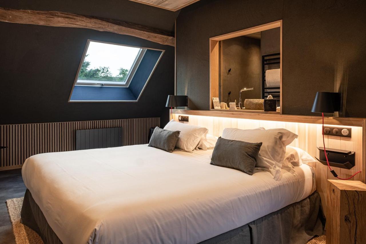 Le Studio Des Pres Verts Suite Design Avec Jacuzzi Privatif Jouey エクステリア 写真